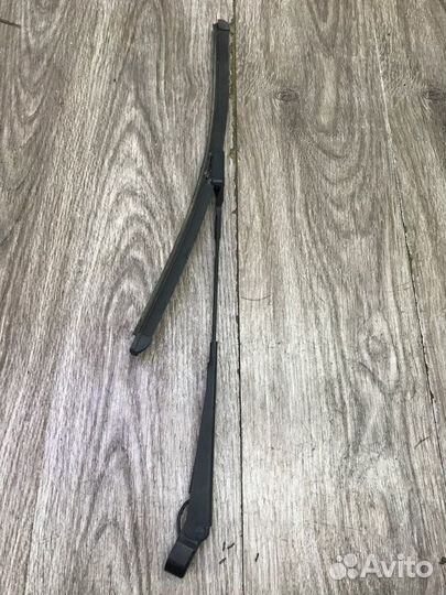 Поводок дворника задний Ford Mondeo хетчбэк 5-ти