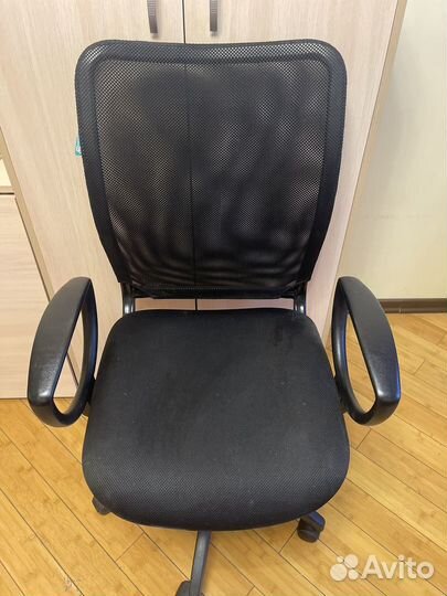 Компьютерное кресло