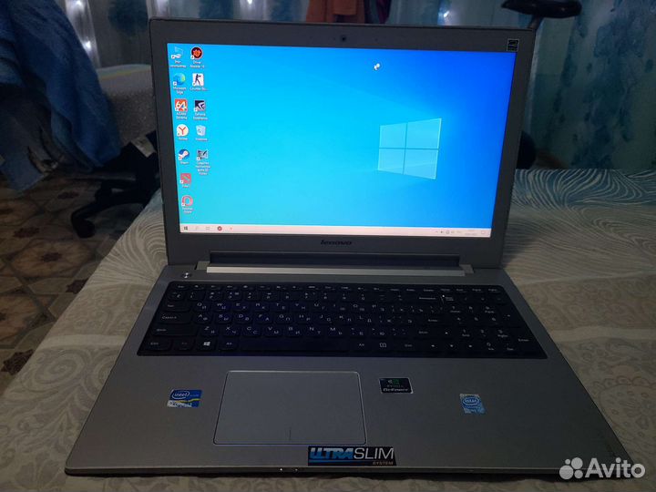 Ноутбук Lenovo Intel core I3 SSD 450