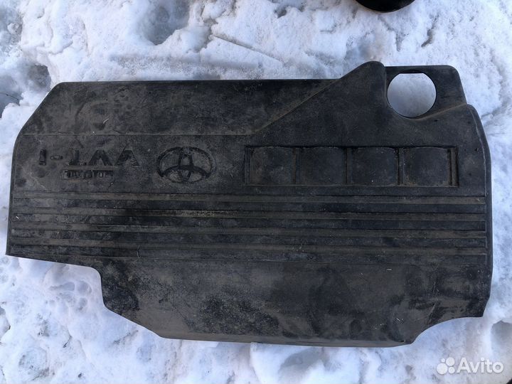 Накладка двс Toyota auris E150