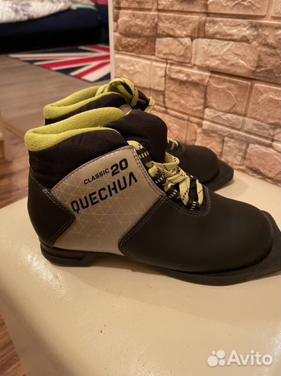 Лыжные ботинки