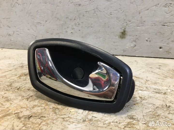 Ручка двери внутренняя Renault Kaptur