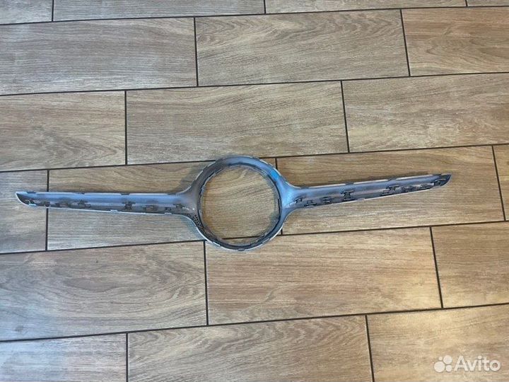 Накладка решетки радиатора Mercedes Benz W238 E