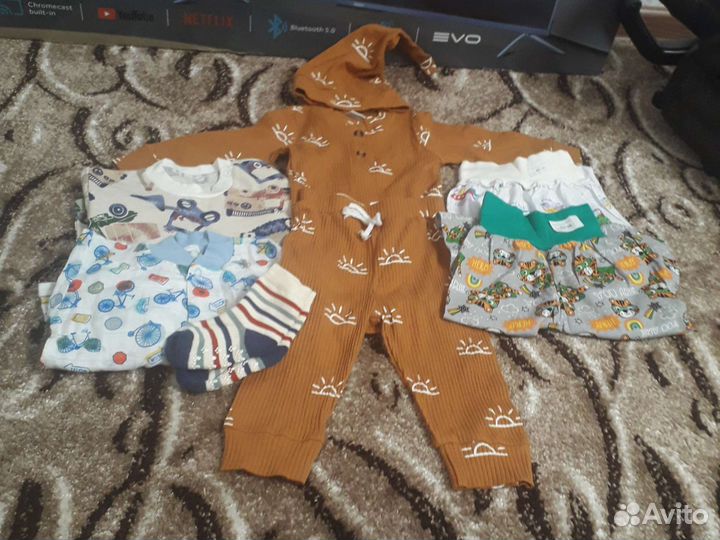 Комплект детских вещей