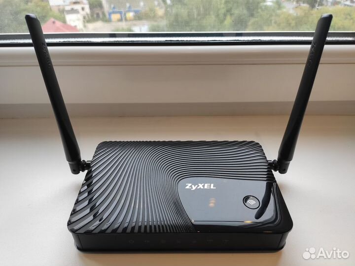 Роутер Zyxel Keenetic Giga III