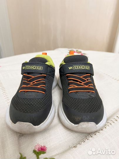 Кроссовки scechers 25