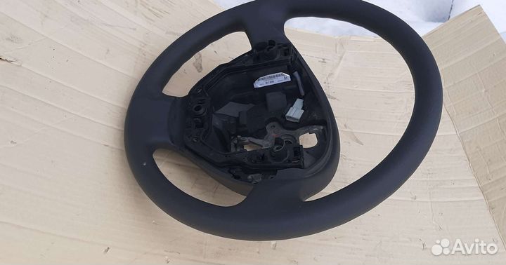 Renault Modus руль