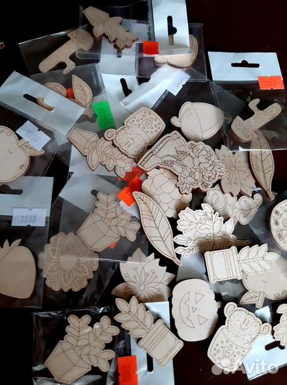 Заготовки для значков, брошек