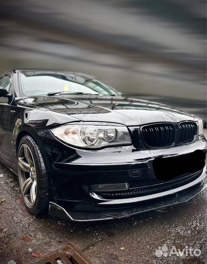 Сплиттер на передний бампер универсальный