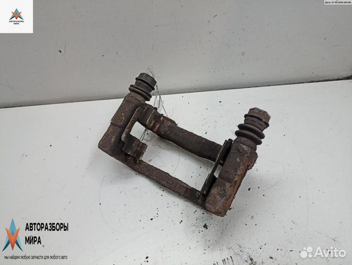 Скоба суппорта Opel Astra H 2004