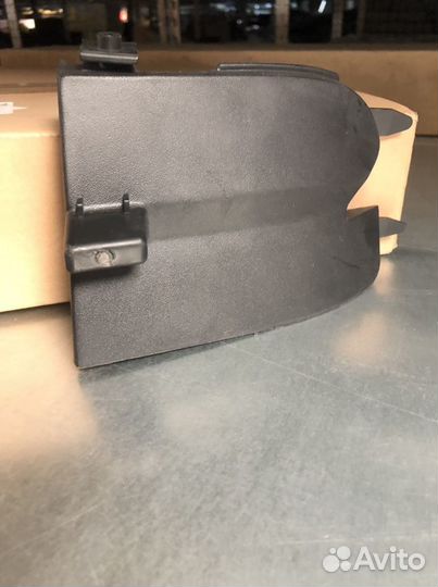 Бампера Вставка Toyota 5254330070 toyota