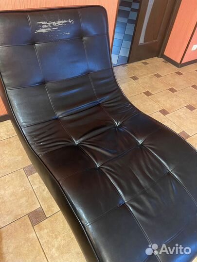 Перетяжка мебели мягкой обивка и ремонт диванов