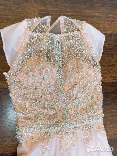 Вечернее платье на выпускной