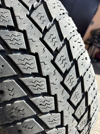 Kumho Power Grip KC11 265/70 R17 118Q