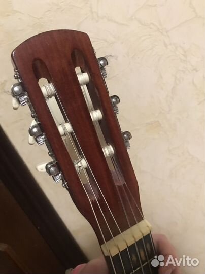 Классическая гитара бу с чехлом