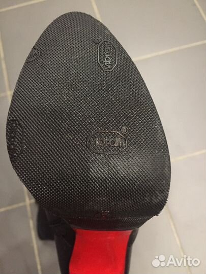 Новые Кожаные Сапоги ботфорты 37 размер Massimo Re