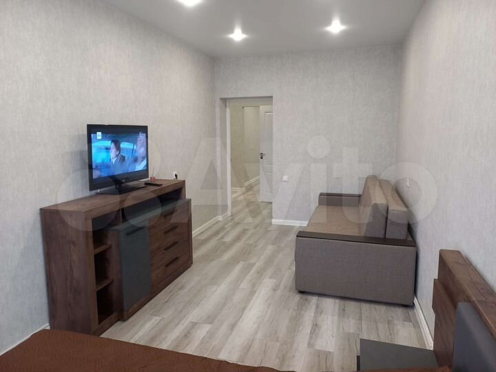 2-к. квартира, 57 м², 8/9 эт.