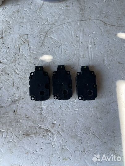 Сервопривод заслонок mercedes w213