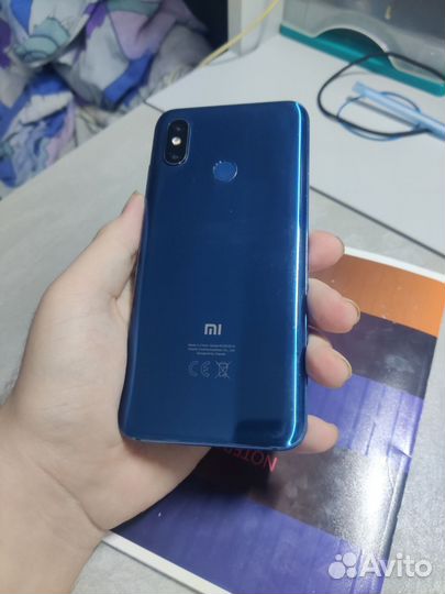 Xiaomi Mi 8, 6/64 ГБ