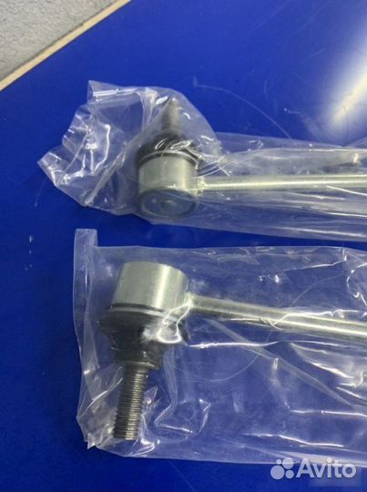 Стойка стабилизатора передняя Ford Focus 3