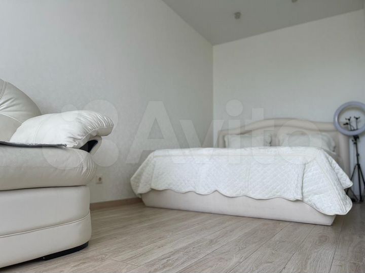 2-к. квартира, 48 м², 8/15 эт.