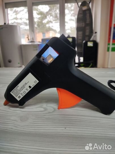 Клей пистолет