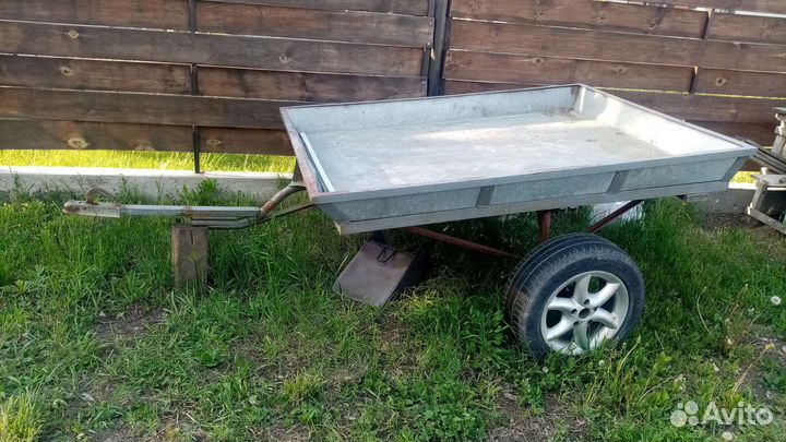 Прицеп на легковой автомобиль