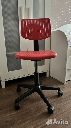 Компьютерный стул IKEA