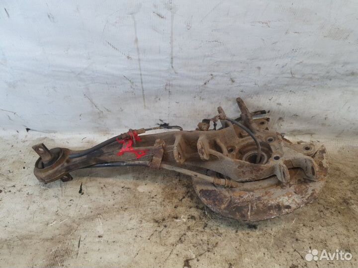 Поворотный кулак задний левый Citroen C-Crosser