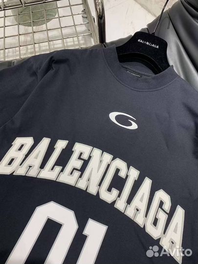 Balenciaga футболка