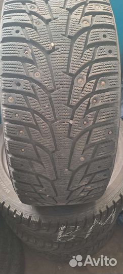 Hankook Winter I'Pike 235/45 R17 97T