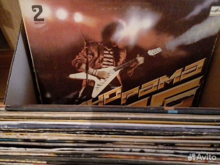 Виниловые пластинки рок русские и многое другое