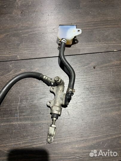 Задний тормозной цилиндр для Suzuki GSX650F