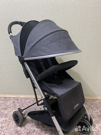 Прогулочная коляска Compass
