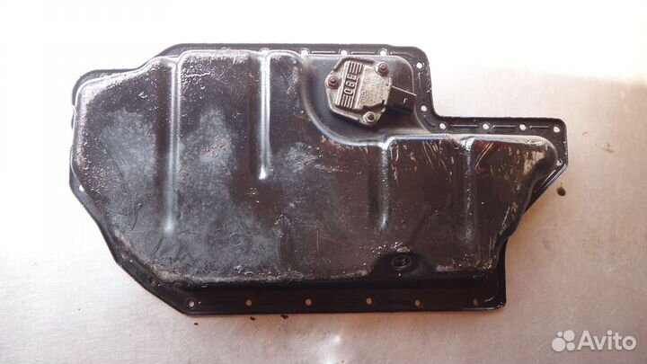 Поддон двигателя нижний BVJ 4.2 Audi A8 D3 4E