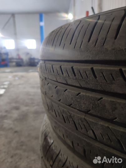 Chaoyang SU318A 215/50 R17 95V