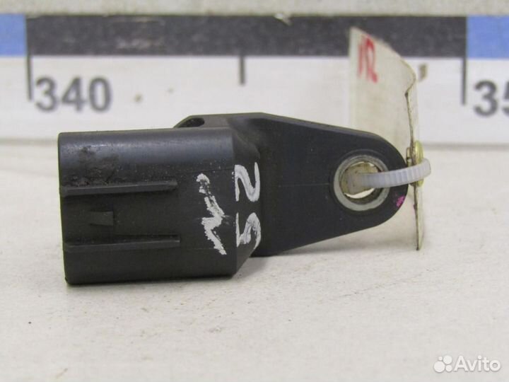 Датчик положения коленвала Pajero/Montero (V8, V9)