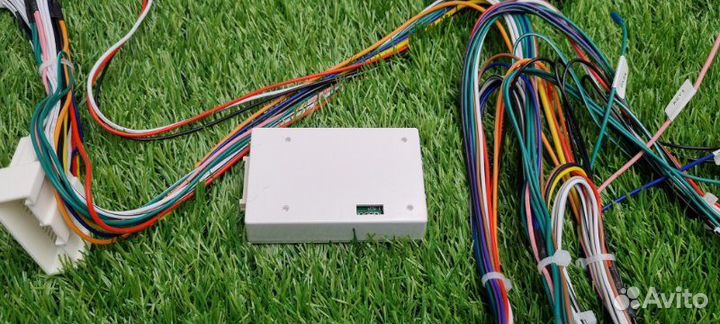 Переходная рамка магнитолы Toyota Land Cruiser 200