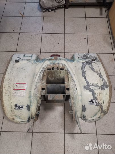 Пластик задний Stels 500 gt