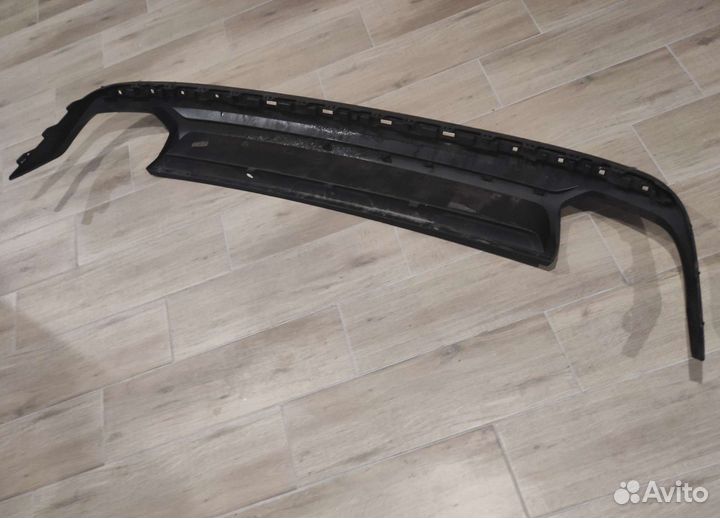 Спойлер заднего бампера Volkswagen Touareg 2018