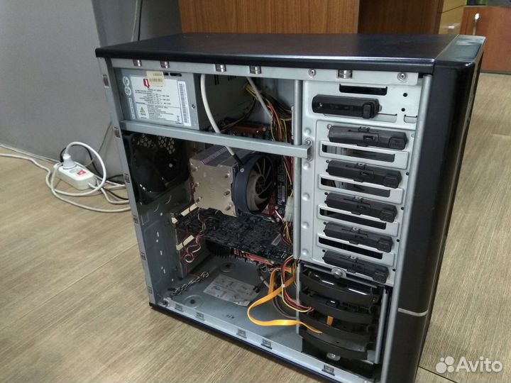 Системный блок Intel Quard 8200 2,33 GHz 8 Gb