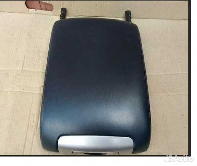 Подлокотник