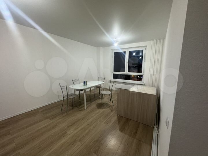 2-к. квартира, 60 м², 9/31 эт.