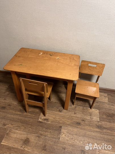Детский стол и стул