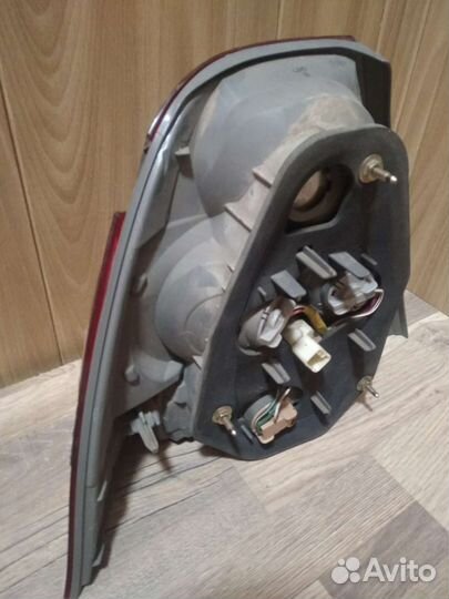 Фонарь задний Тойота Королла