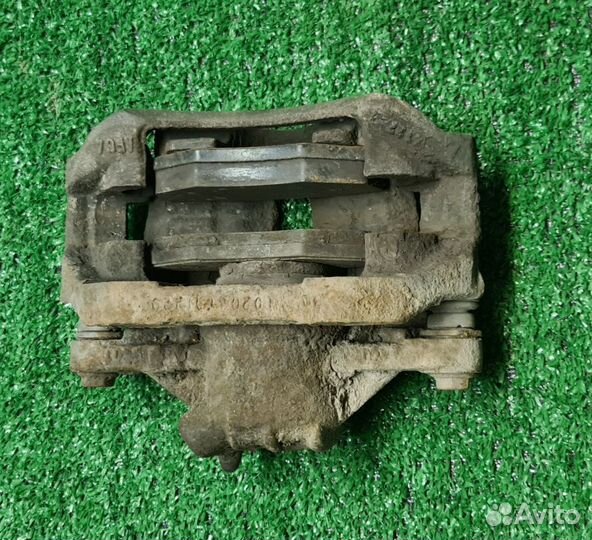 Суппорт передний правый Peugeot 206 1998-2012