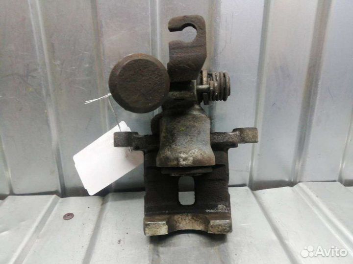 Суппорт тормозной задний правый Kia Picanto 1