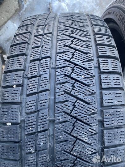 Triangle Snowlink TWT02 225/40 R18