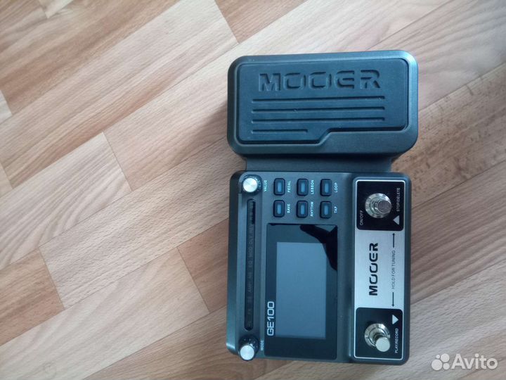 Гитарный процессор GE100