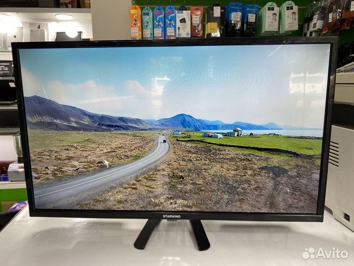 Телевизор Starwind 32 SMART TV SB304